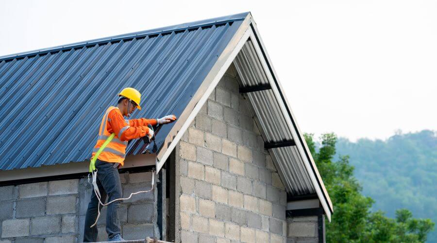Expert Emergency Roof Repairs services in Branch, MI